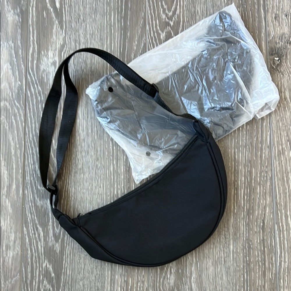 Black Shoulder Bag